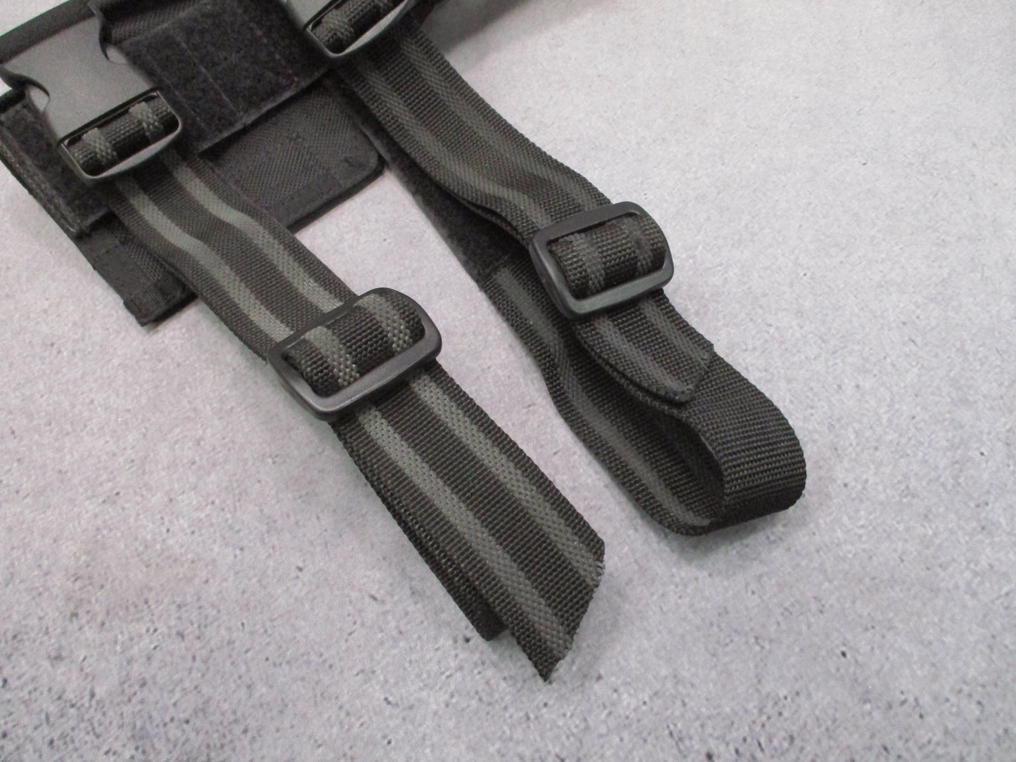 BLACKHAWK Omega VI Elite Universal Drop Leg Holster RH Medium Large Pistol