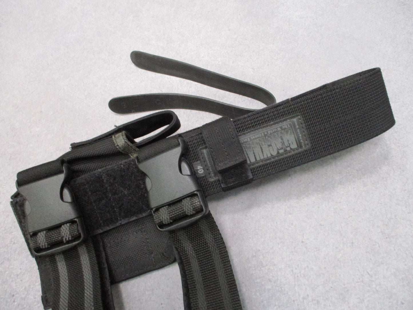 BLACKHAWK Omega VI Elite Universal Drop Leg Holster RH Medium Large Pistol