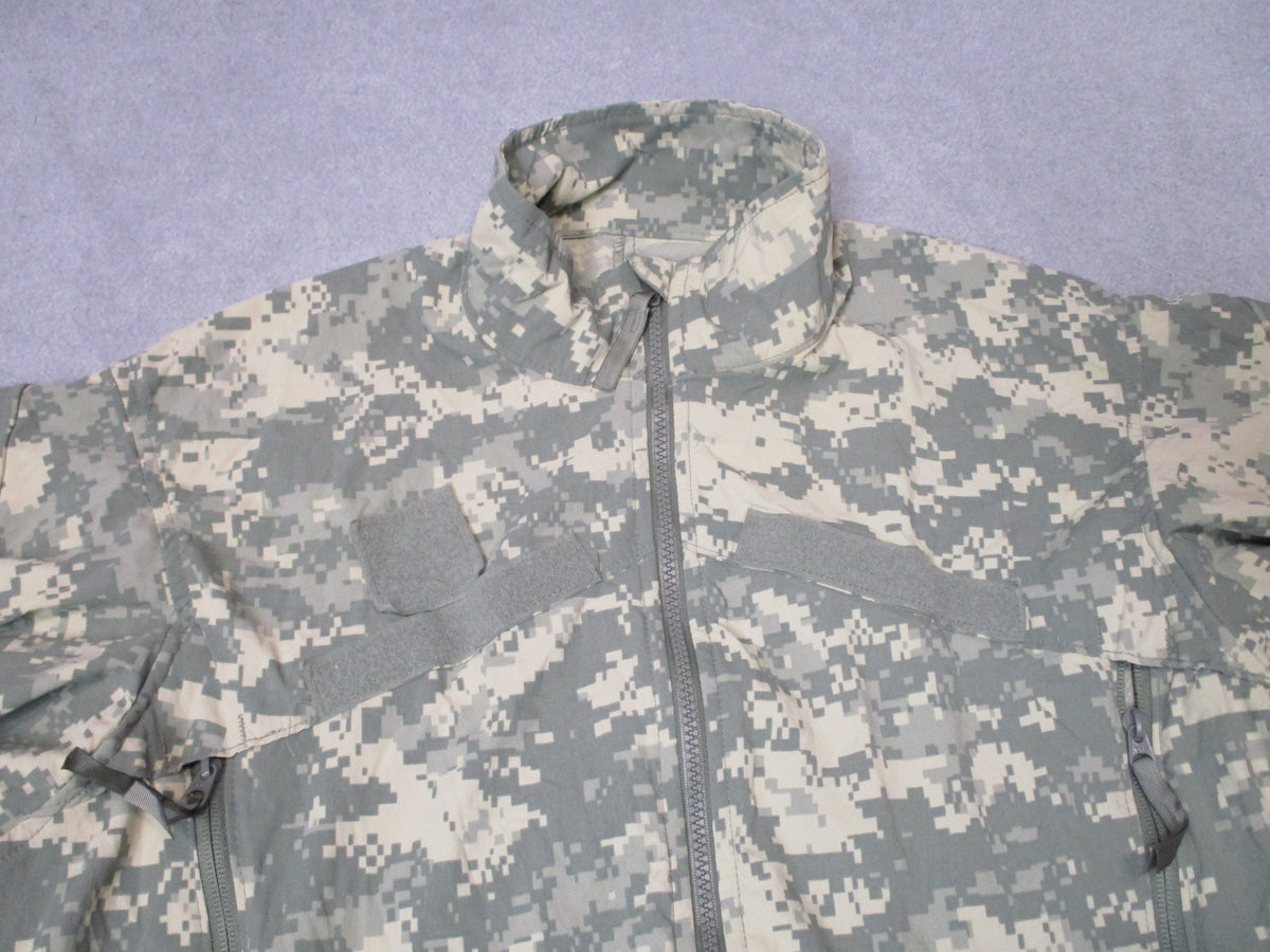 USGI ECWCS Gen III Level 4 Wind Jacket UCP ACU Medium Regular Military Excellent - Centex Military Gear