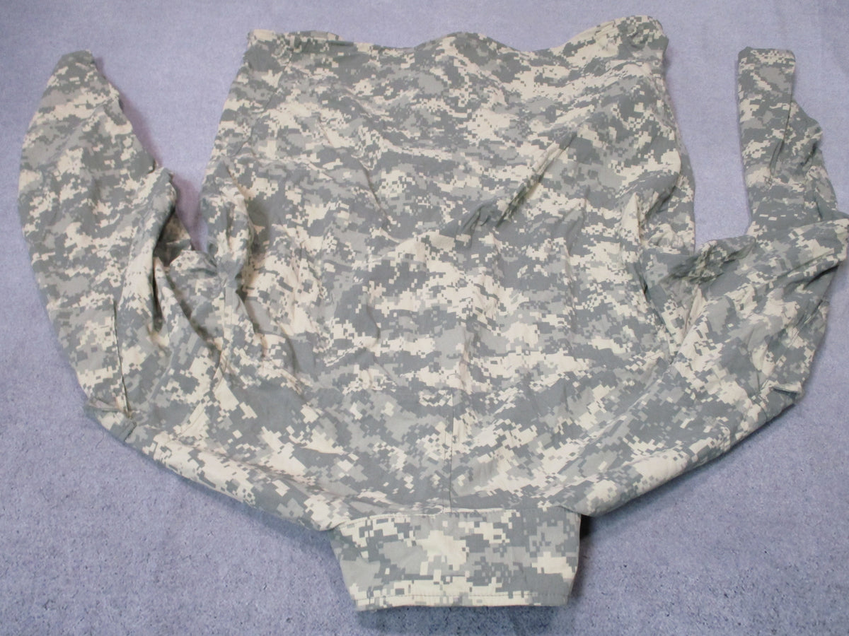 USGI ECWCS Gen III Level 4 Wind Jacket UCP ACU Medium Regular Military Excellent - Centex Military Gear