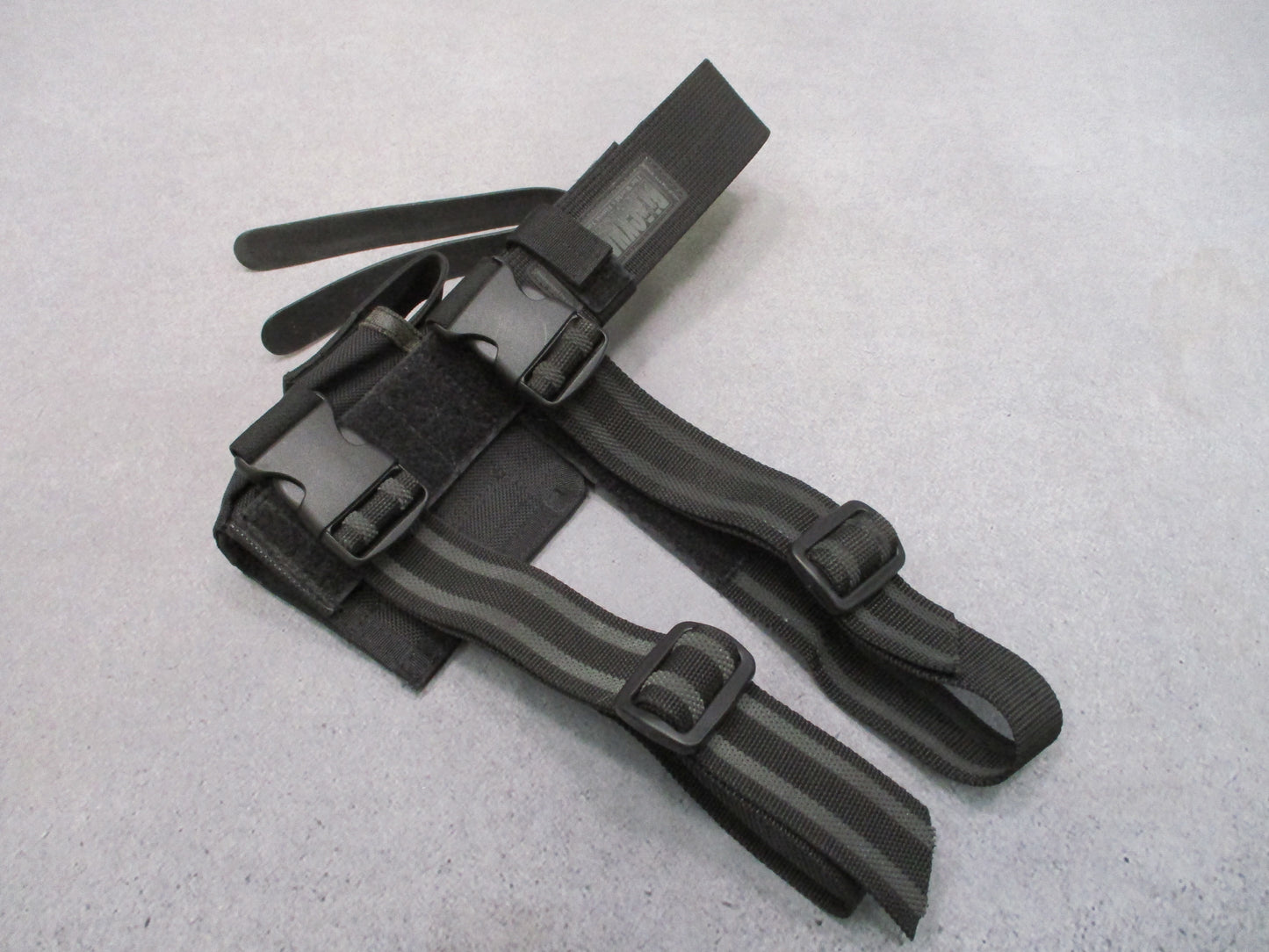 BLACKHAWK Omega VI Elite Universal Drop Leg Holster RH Medium Large Pistol