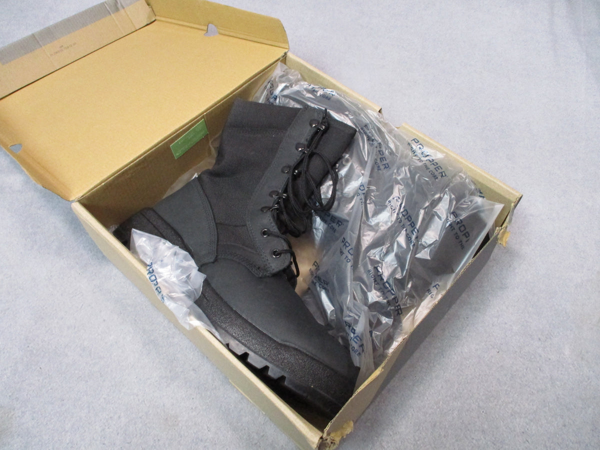 Black Propper military hot weather combat boots for men, US size 10, UK 9.5, rugged leather and durable sole.