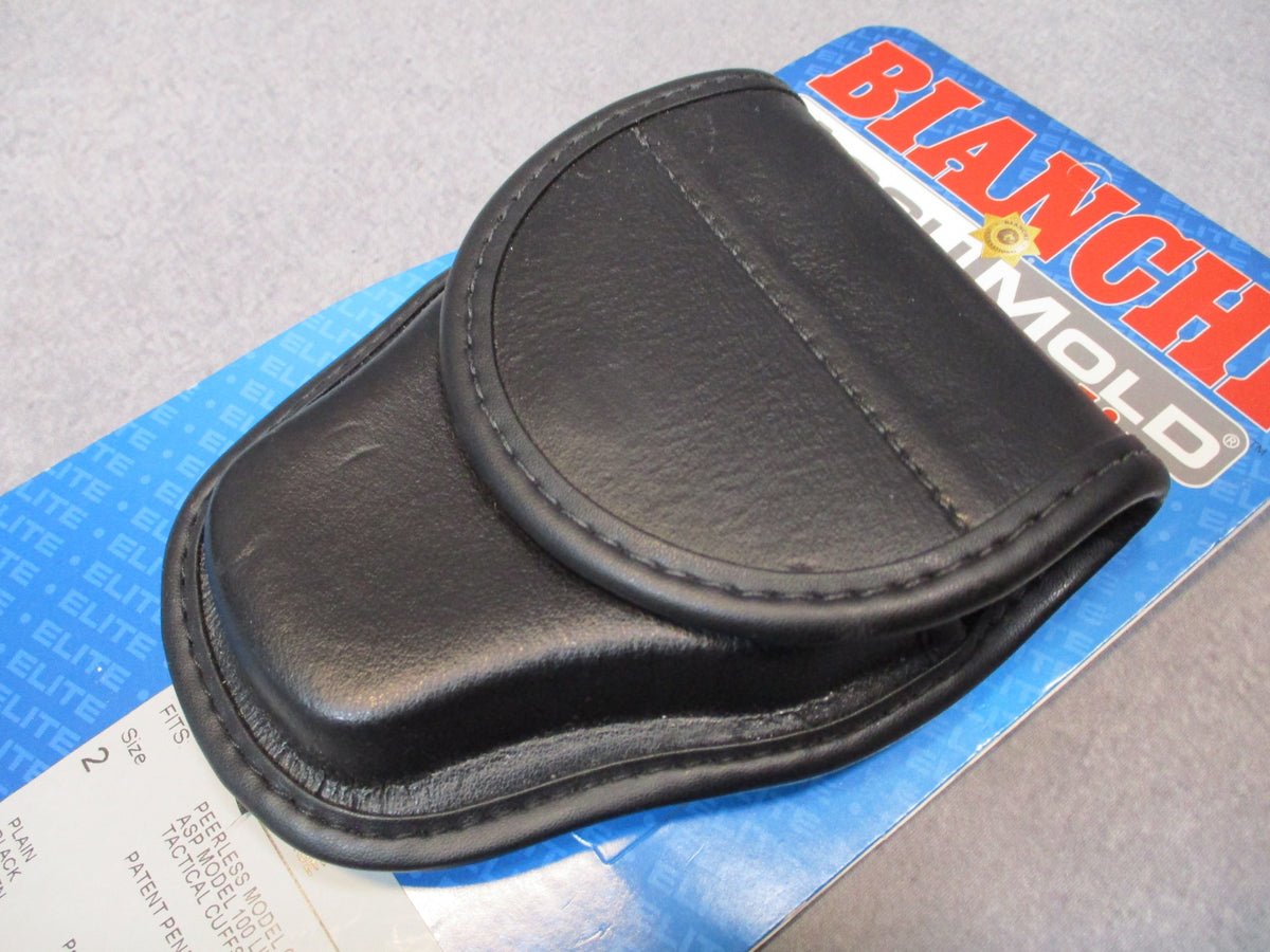 Bianchi 7900 AccuMold Elite handcuff case, size 2, black with hidden snap closure
