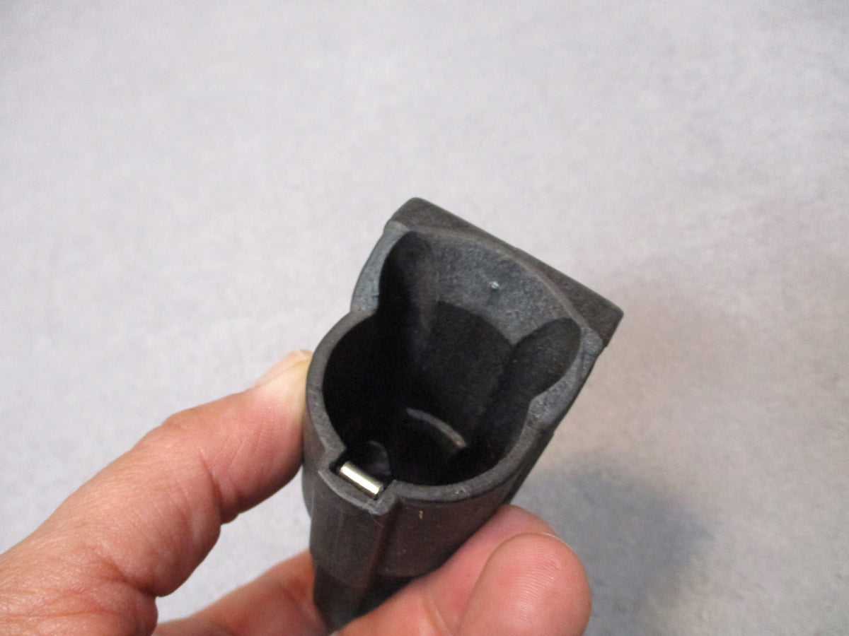 SureFire V70 black polymer speed holster belt holder for 6P and G2 flashlights