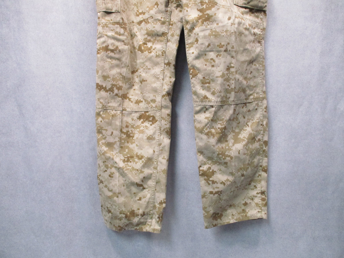 USMC Desert MARPAT MCCUU Combat Trousers Approx 36W Crotch Repair Used
