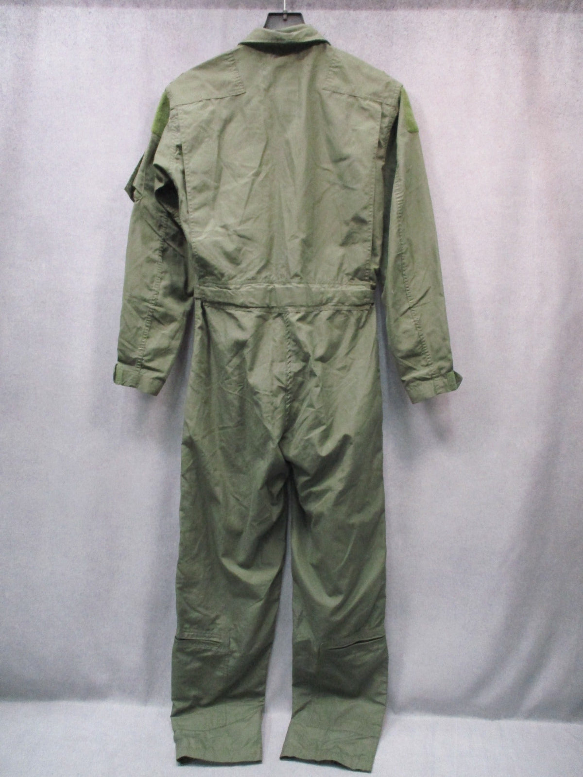 USGI CWU-27/P Flyers Flight Suit 38L Sage Green Aramid Captain Rank 8415-01-043-8385