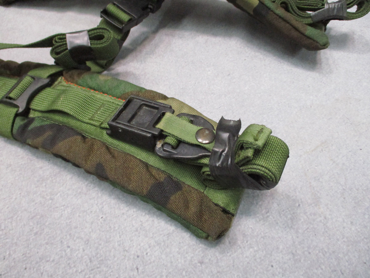 SDS MOLLE II Woodland M81 Rucksack Shoulder Straps Harness 8465-01-465-2133