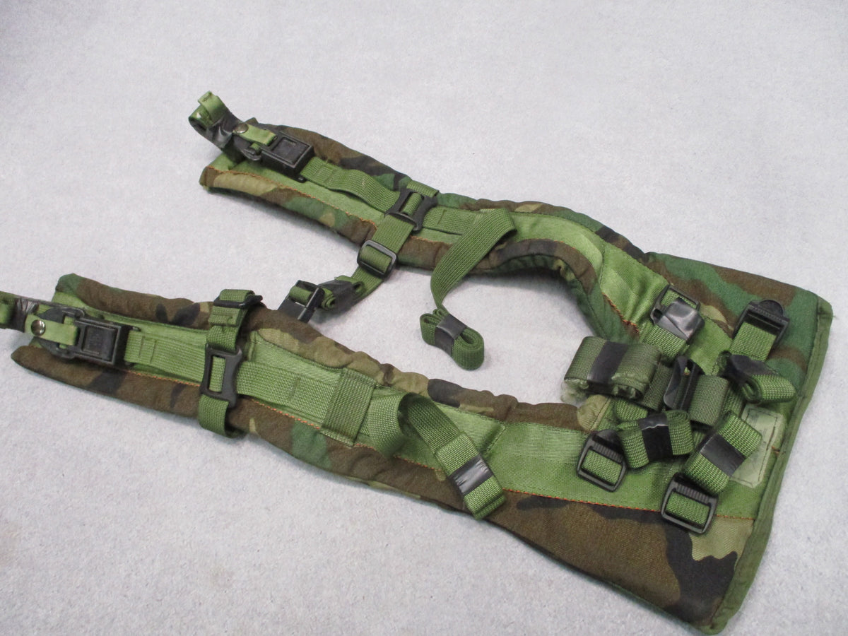 SDS MOLLE II Woodland M81 Rucksack Shoulder Straps Harness 8465-01-465-2133