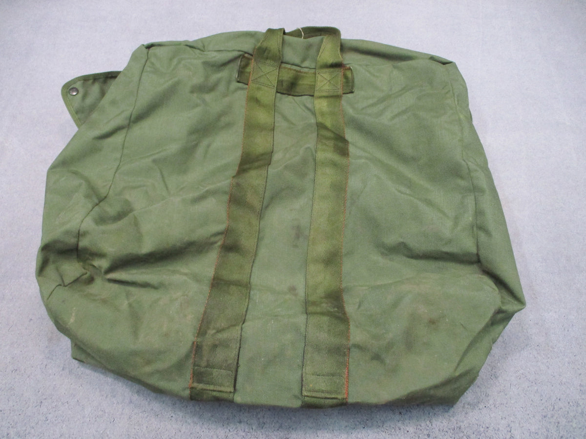 US Military Flyers Kit Bag OD Green Nylon 23x12x19 Travel Duffel Needs Cleaning