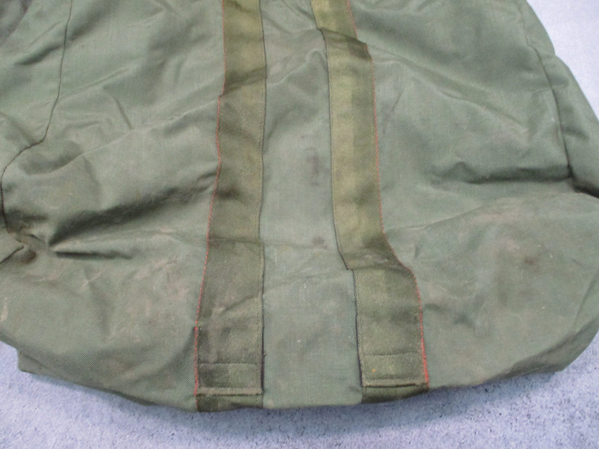 US Military Flyers Kit Bag OD Green Nylon 23x12x19 Travel Duffel Needs Cleaning