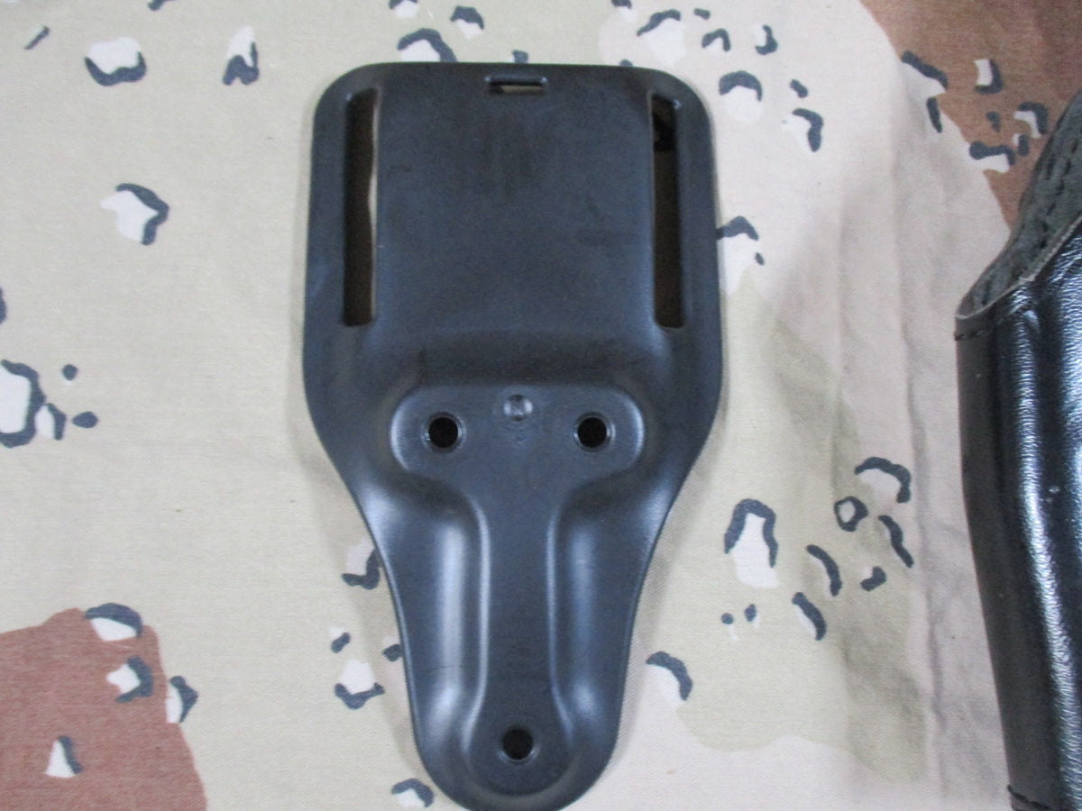 Safariland 6280-83 Glock 17 22 Right Hand Duty Holster Black Belt Loop