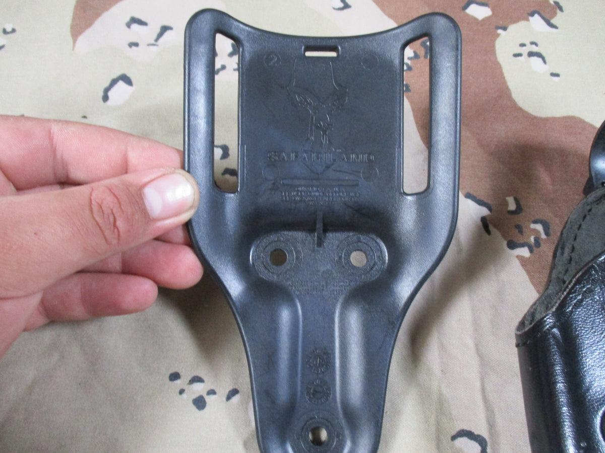 Safariland 6280-83 Glock 17 22 Right Hand Duty Holster Black Belt Loop