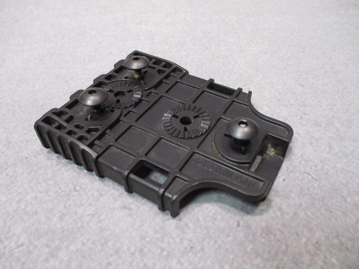 Safariland 6004-22 QLS 22 black holster receiver plate with screws, USA used condition