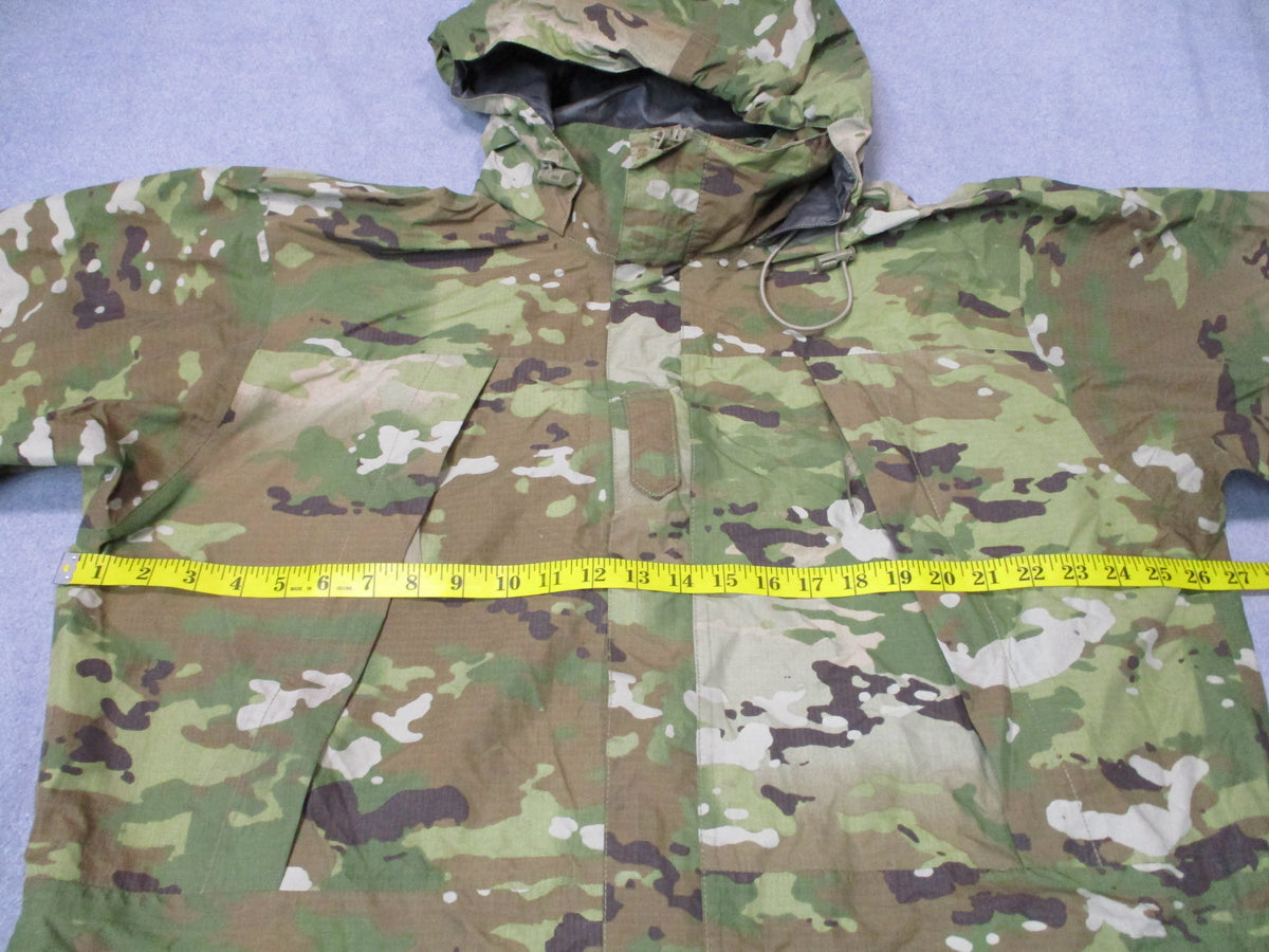 USGI US Army ECWCS Gen III Level 6 Scorpion OCP Gore-Tex jacket, medium size, camouflage exterior