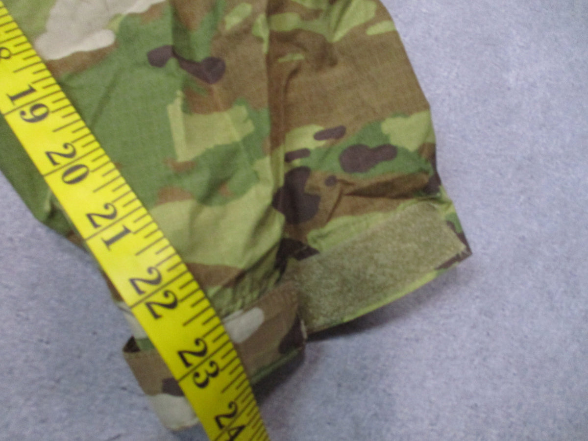 USGI US Army ECWCS Gen III Level 6 Scorpion OCP Gore-Tex jacket, medium, camouflage shell jacket