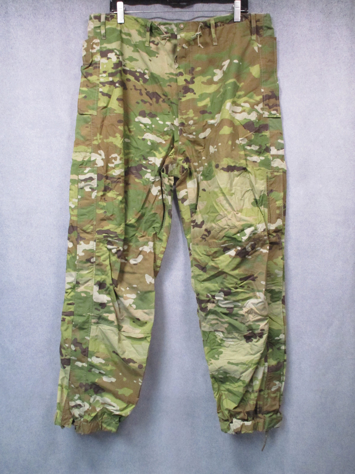 USGI ECWCS Gen III Level 6 OCP Gore-Tex pants in medium regular, camouflage waterproof shell trousers