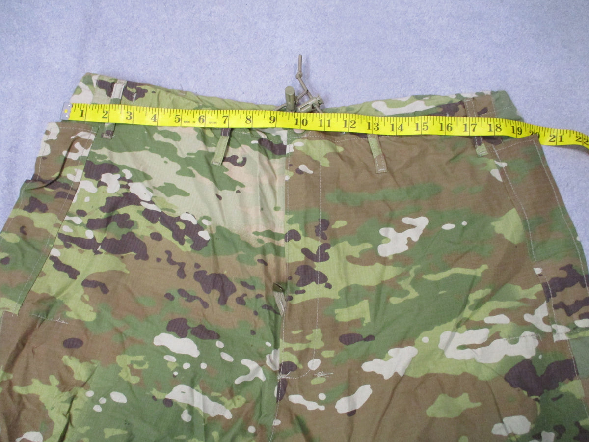 USGI ECWCS Gen III Level 6 OCP Gore-Tex pants, medium regular, camouflage waterproof shell pants