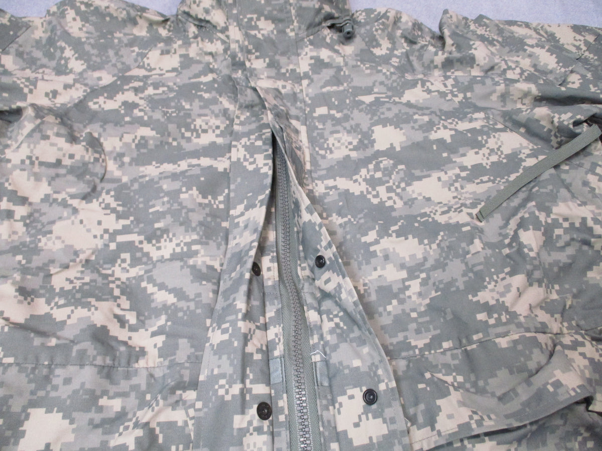 USGI US Army ECWCS Gen II Gore-Tex parka in UCP camouflage, medium regular, front view