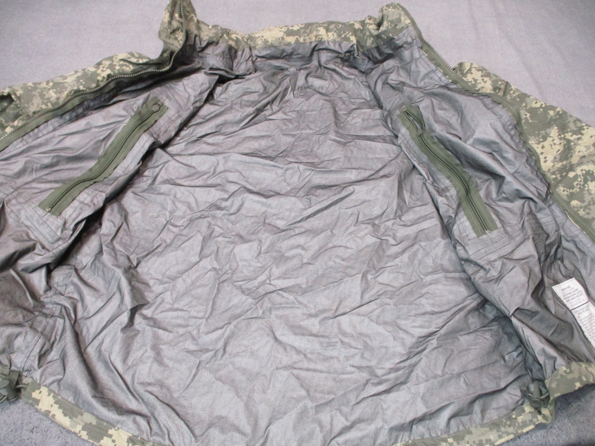 US Army ECWCS Gen III Level 6 UCP Gore-Tex jacket by Tennier Industries, medium long camouflage shell