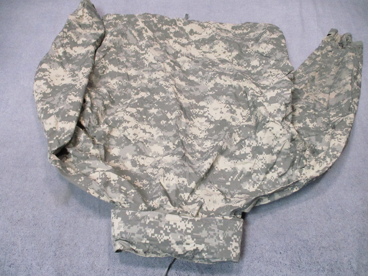 US Army ECWCS Gen III Level 6 UCP Gore-Tex jacket by Tennier Industries, medium long camouflage shell