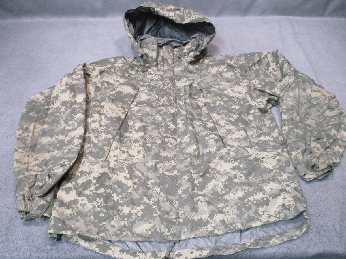 Tennier Industries US Army ECWCS Gen III Level 6 UCP Gore-Tex jacket in Medium Long camouflage pattern