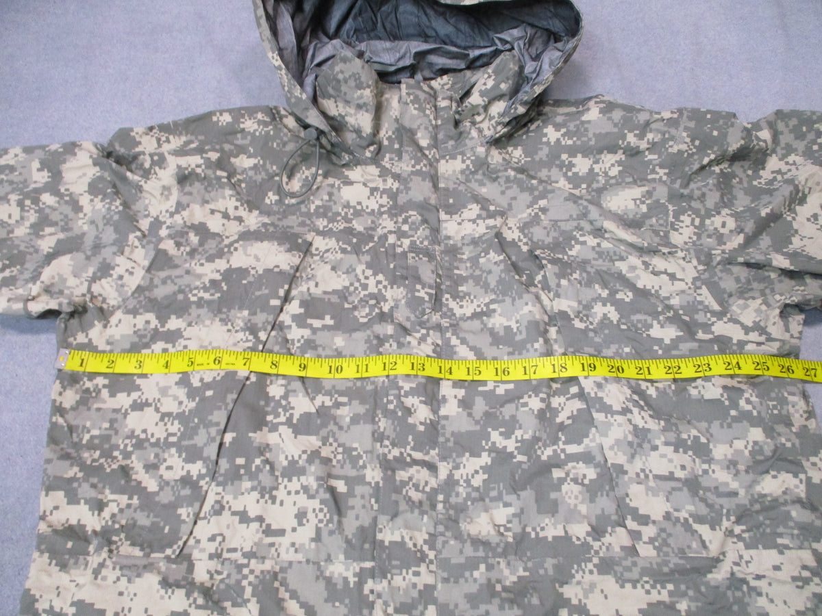 Tennier Industries US Army ECWCS Gen III Level 6 UCP Gore-Tex jacket, medium long, camouflage exterior