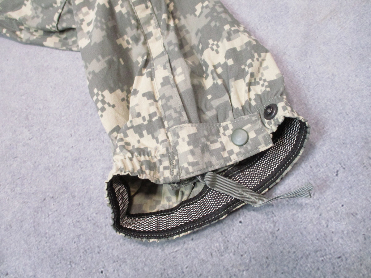 USGI Army ECWCS Gen III L5 soft shell trousers in UCP camouflage, medium regular, new with tags