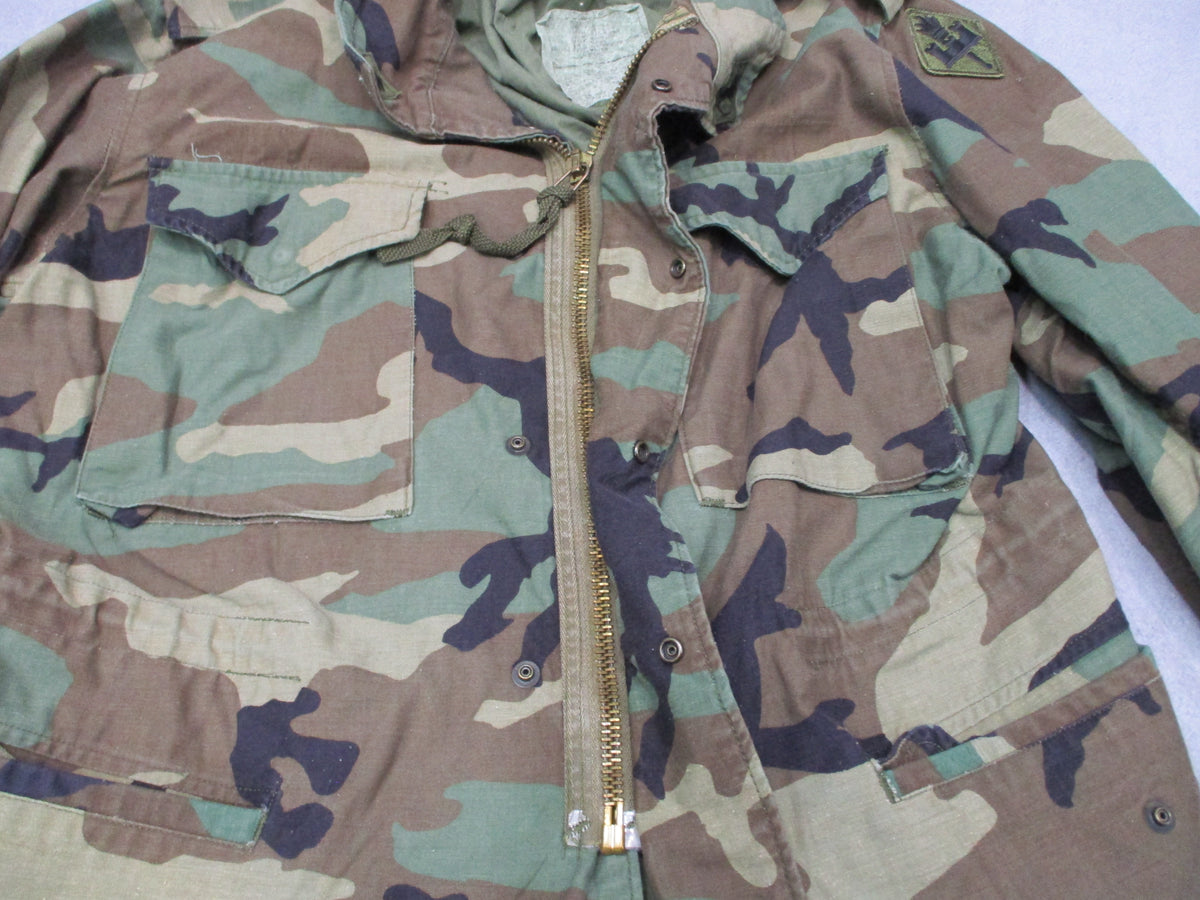 USGI M-65 Woodland M81 Field Jacket Approx Medium Regular Engineer School SSG