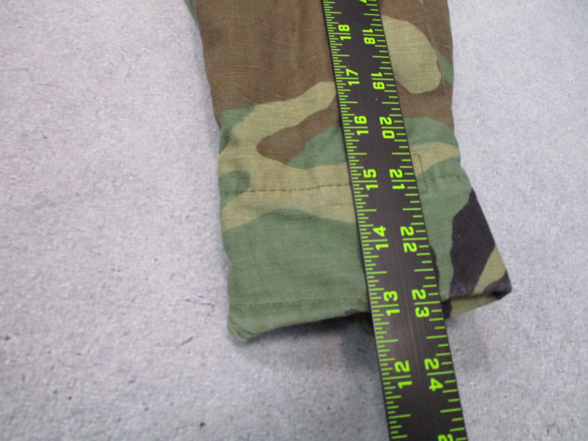 USGI M-65 Woodland M81 Field Jacket Approx Medium Regular Engineer School SSG