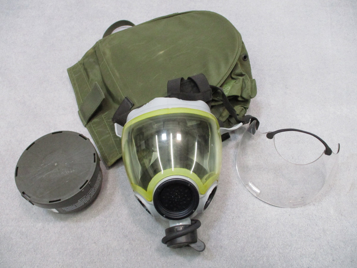 MSA Millennium Gas Mask Large with Carry Bag Outsert Sealed Old Stock Filter
