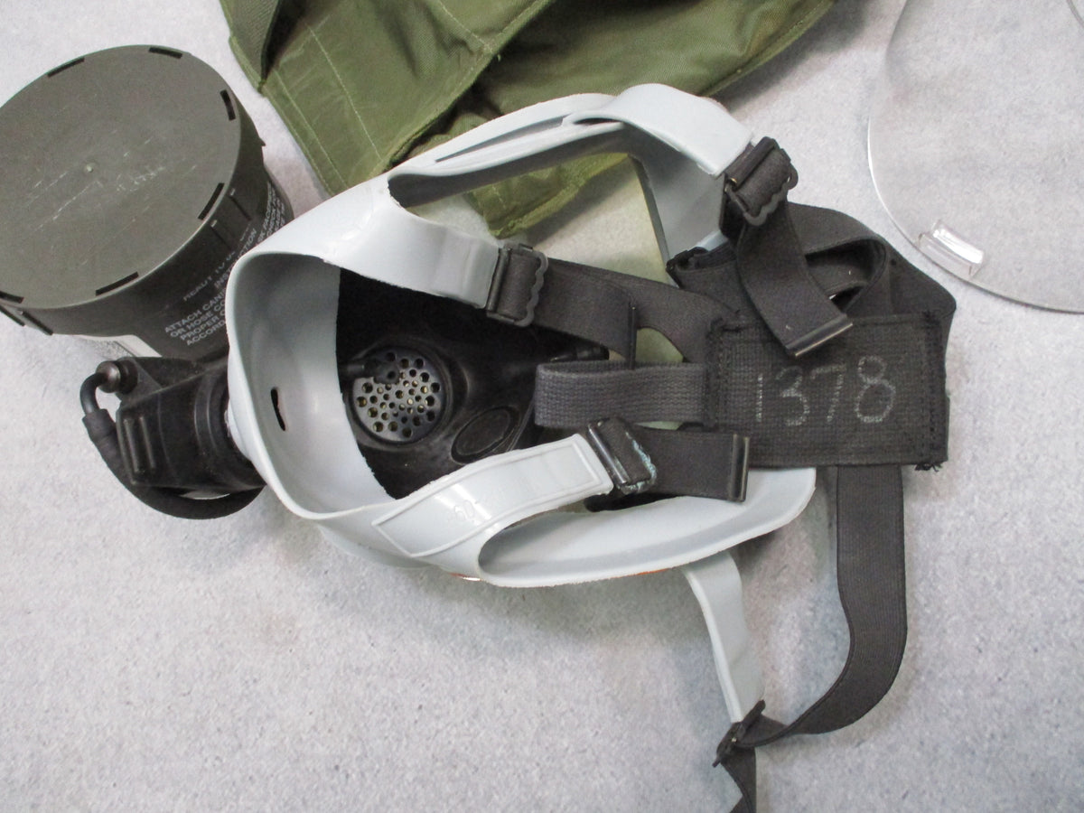 MSA Millennium Gas Mask Large with Carry Bag Outsert Sealed Old Stock Filter