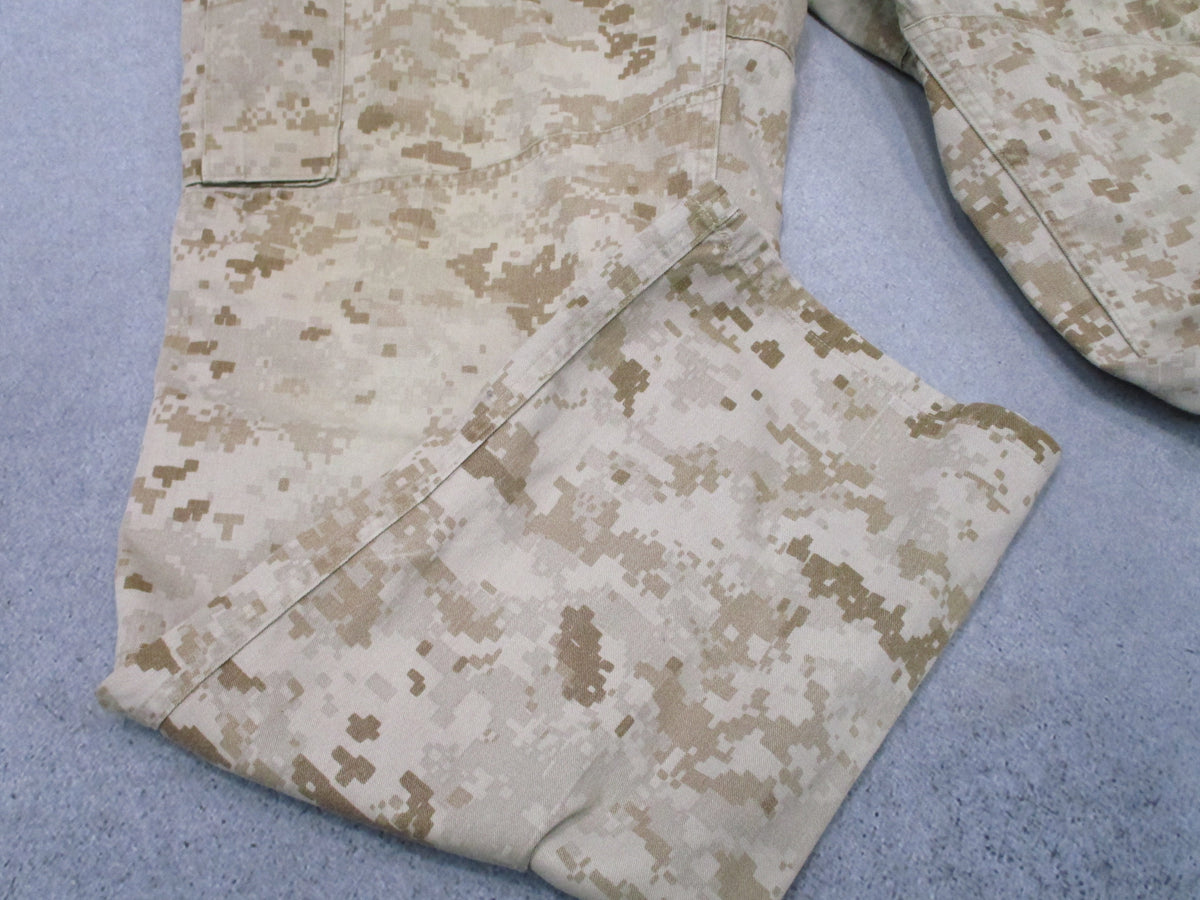 USMC Desert MARPAT MCCUU Trousers Medium Long 8415-01-484-2505 Used Repair