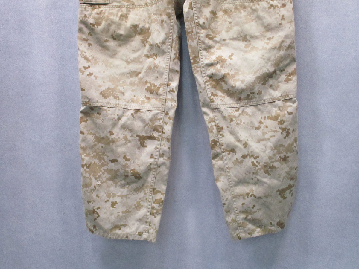 USMC Desert MARPAT MCCUU Trousers Medium Long 8415-01-484-2505 Used Repair