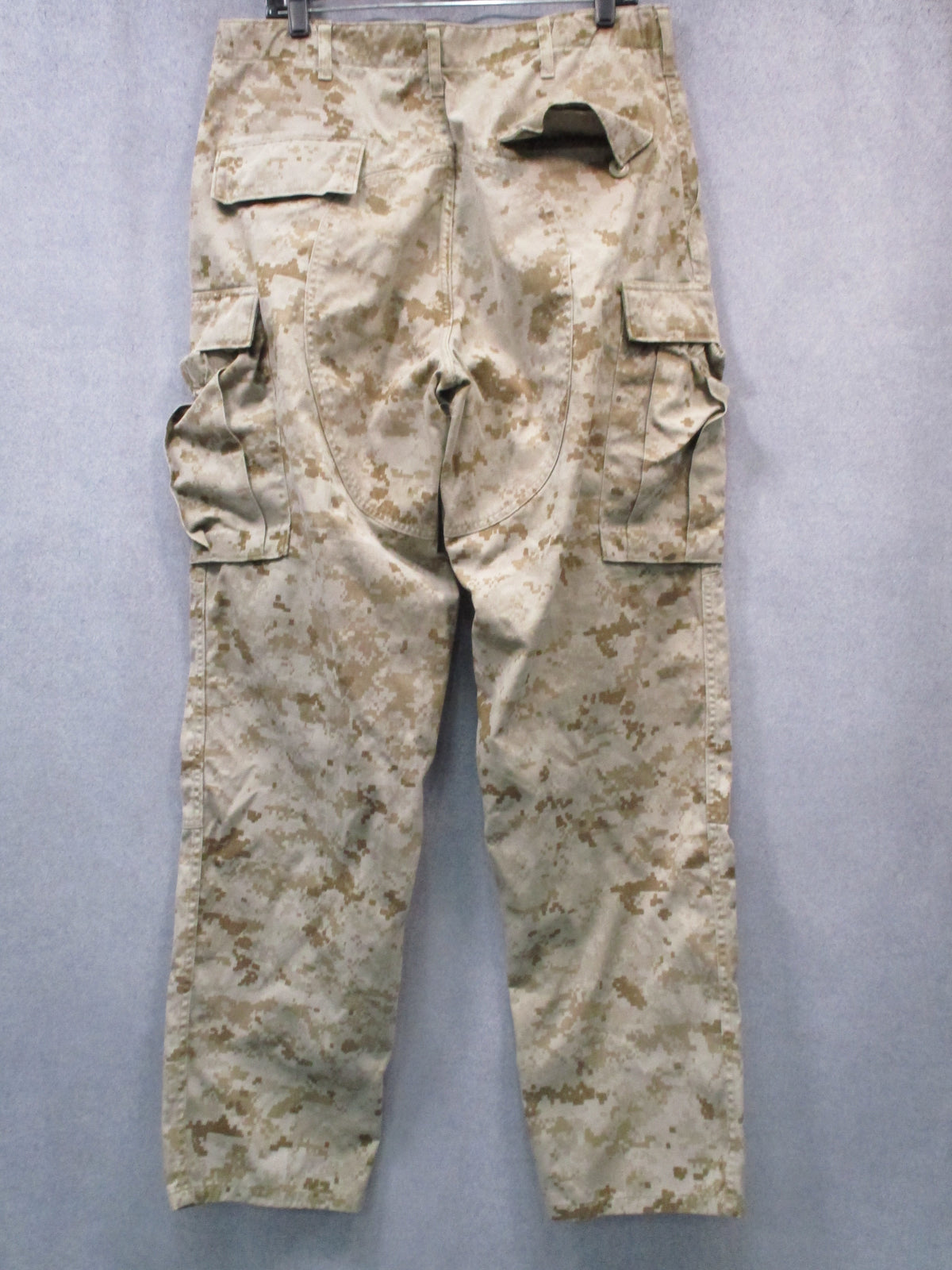 USMC Desert MARPAT MCCUU Trousers Medium Long 8415-01-484-2505 Used Repair