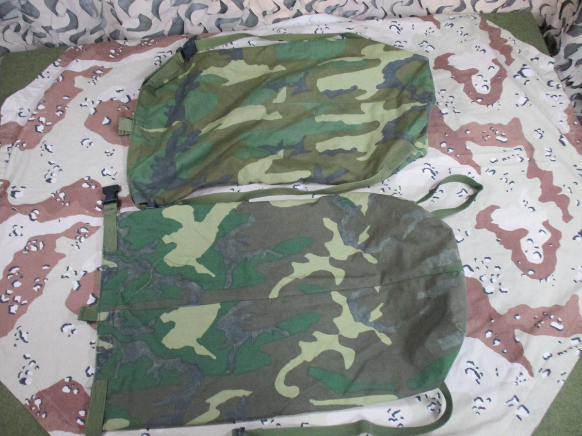 USGI Woodland Camo Ensemble Carrying Bags 2 Pack Military Surplus Used Fair