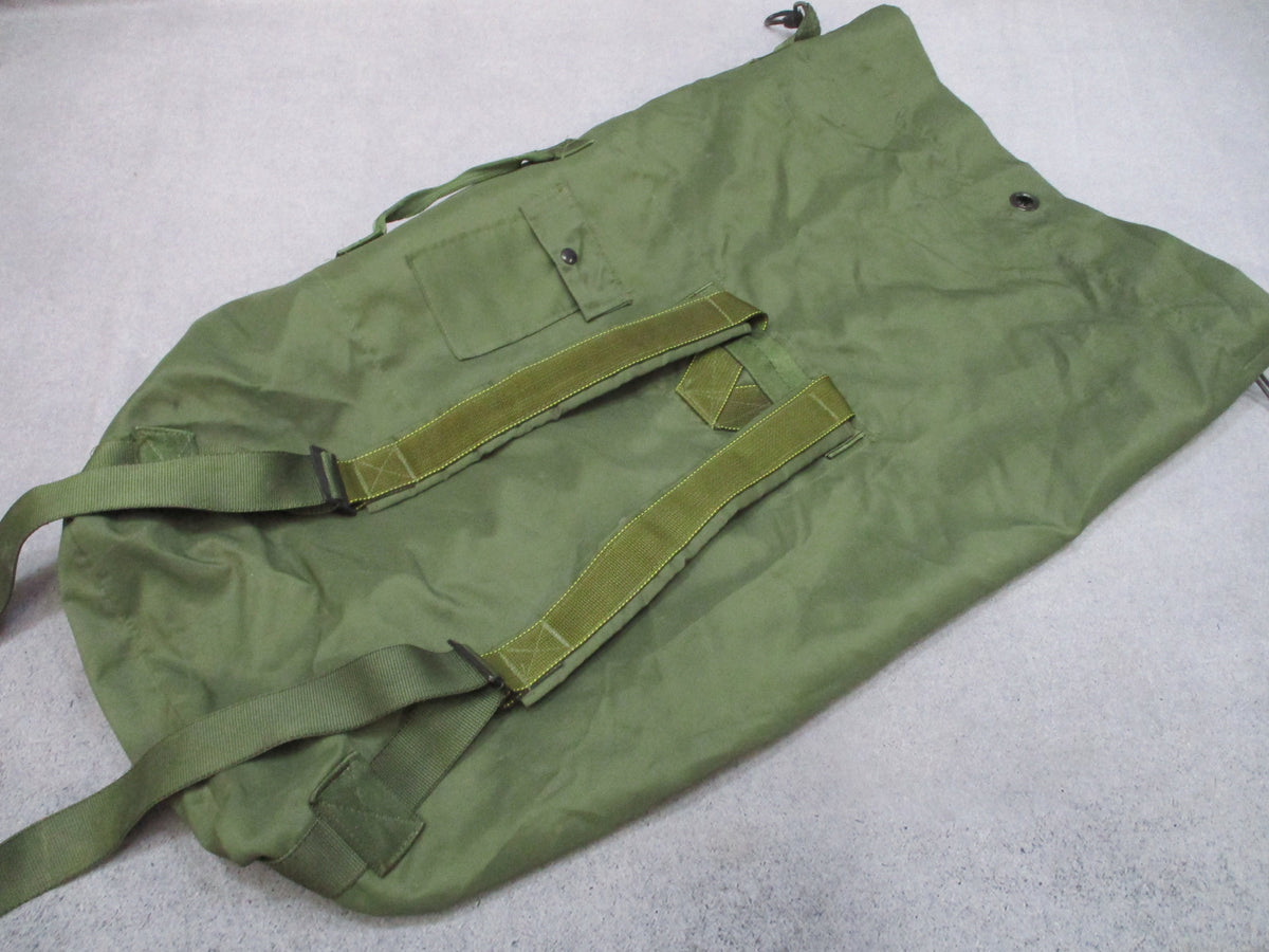 USGI OD Green Top Load Duffle Sea Bag Backpack Straps Used Good