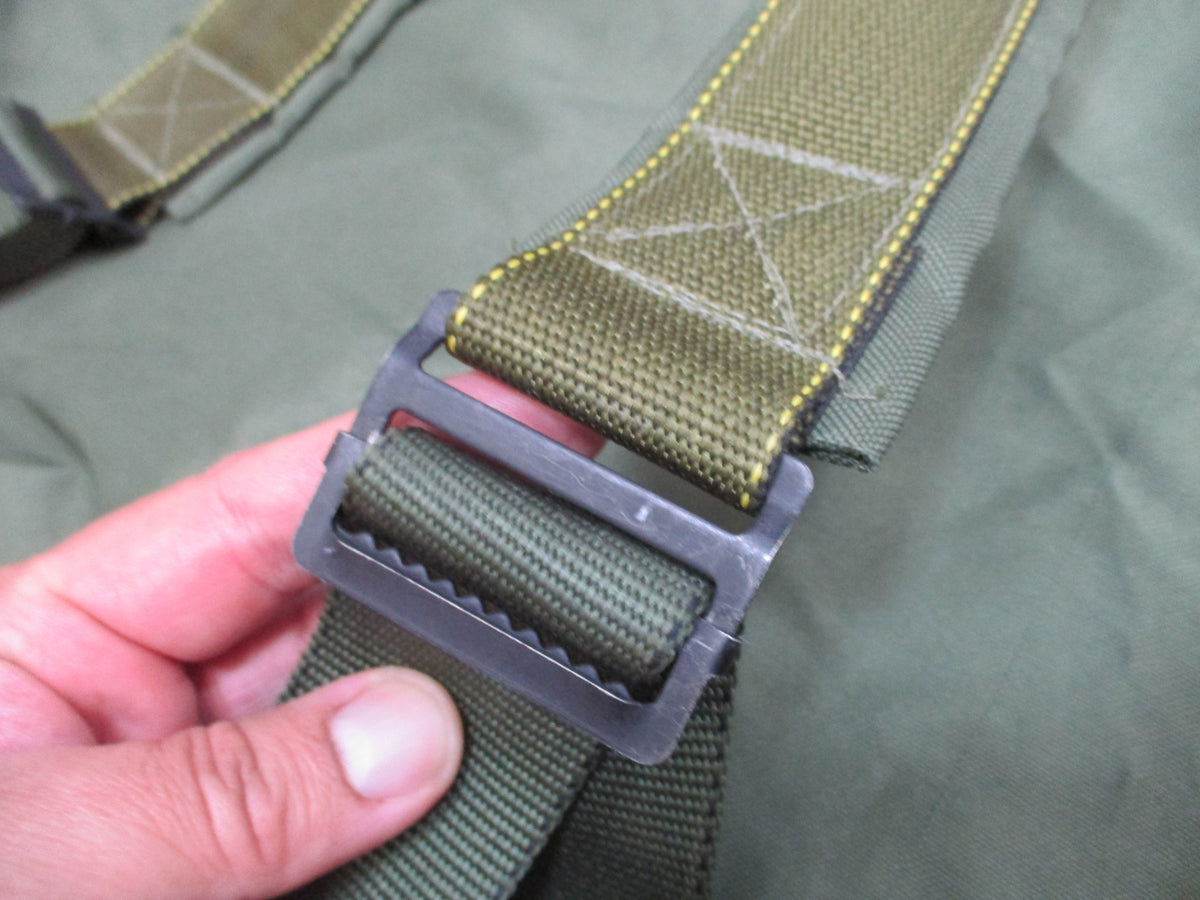 USGI OD Green Top Load Duffle Sea Bag Backpack Straps Used Good