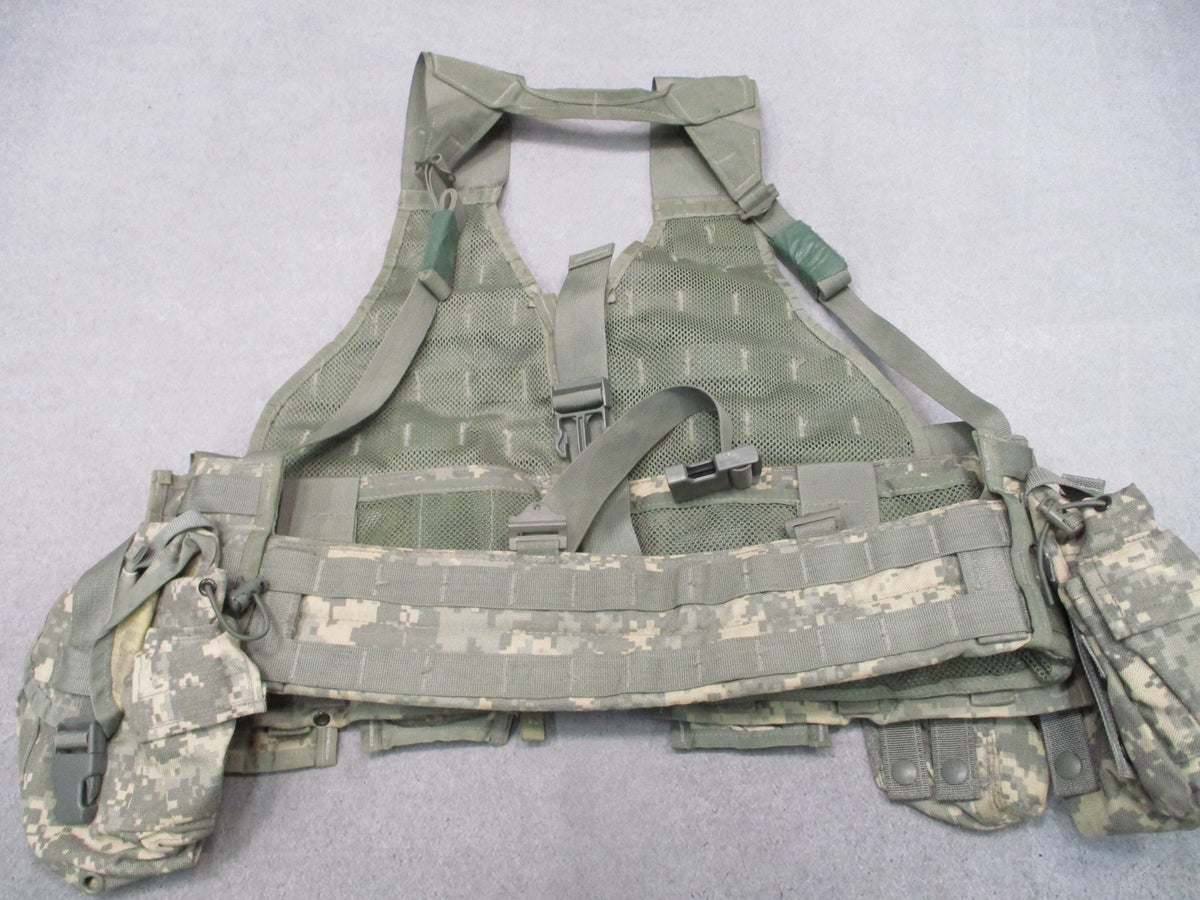 USGI MOLLE II FLC Vest ACU UCP 9 Pouch Rifleman Set NSN 8465-01-525-0577