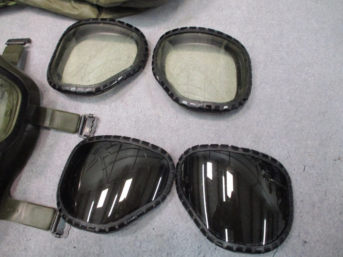 USGI M40 Gas Mask Medium 1993 Military CBRN Respirator Kit Hood Bag Lenses
