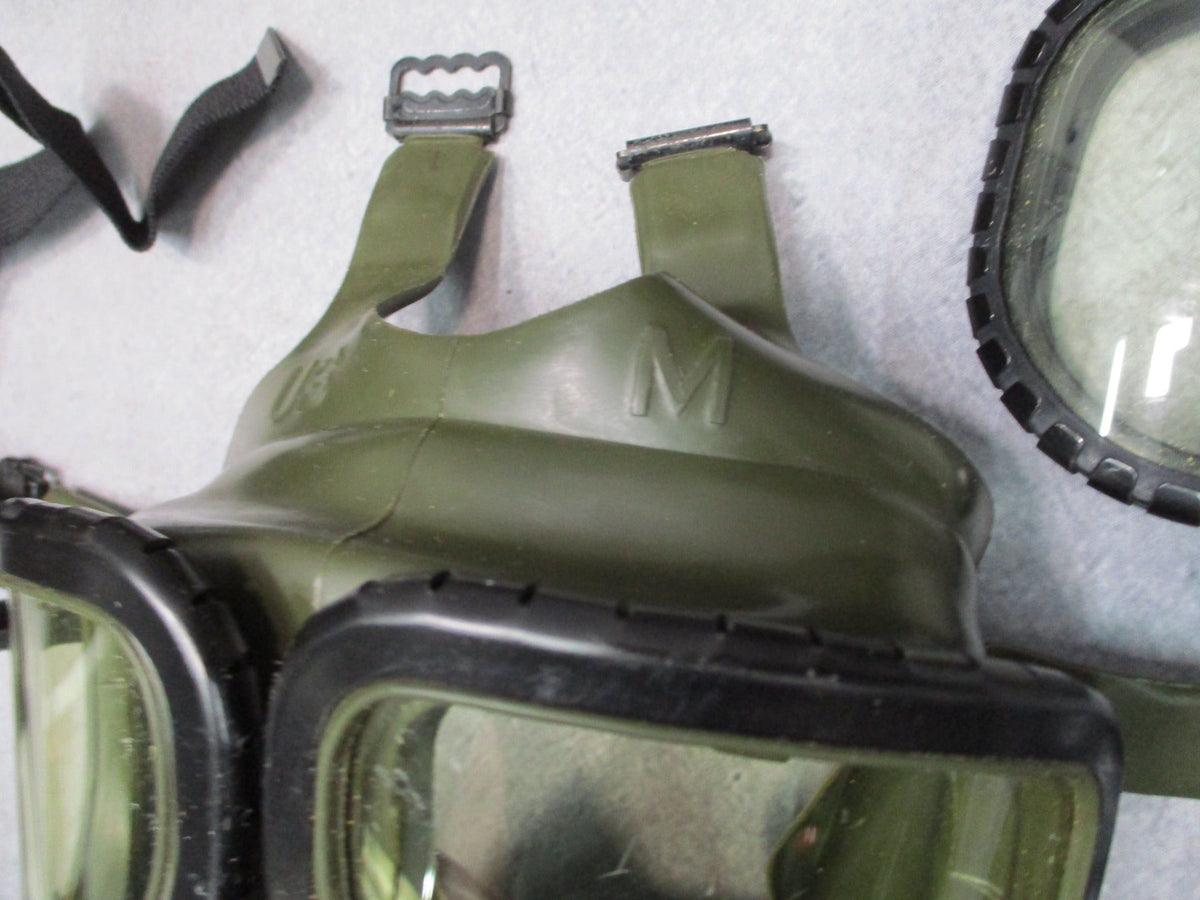 USGI M40 Gas Mask Medium 1993 Military CBRN Respirator Kit Hood Bag Lenses
