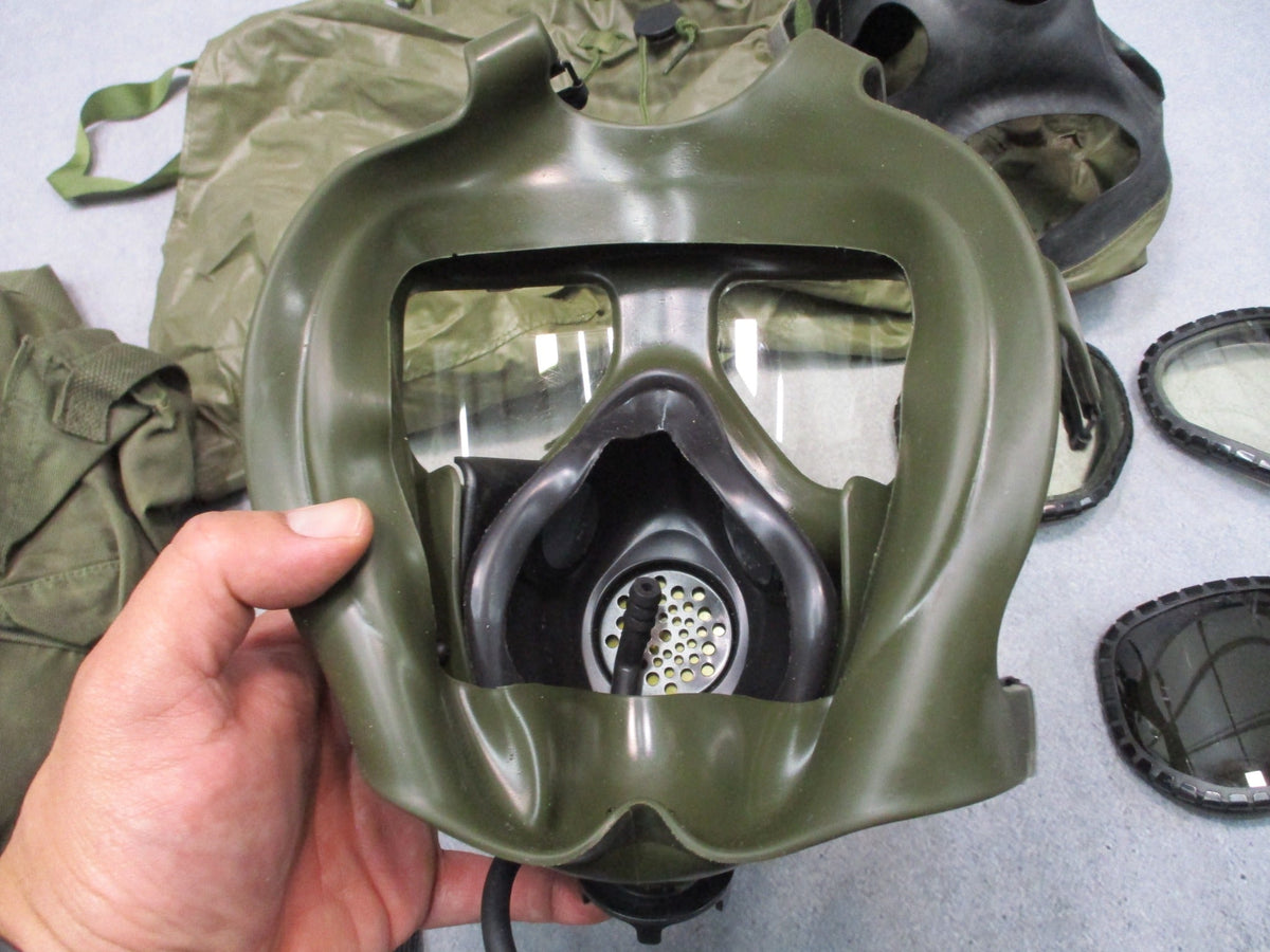 USGI M40 Gas Mask Medium 1993 Military CBRN Respirator Kit Hood Bag Lenses