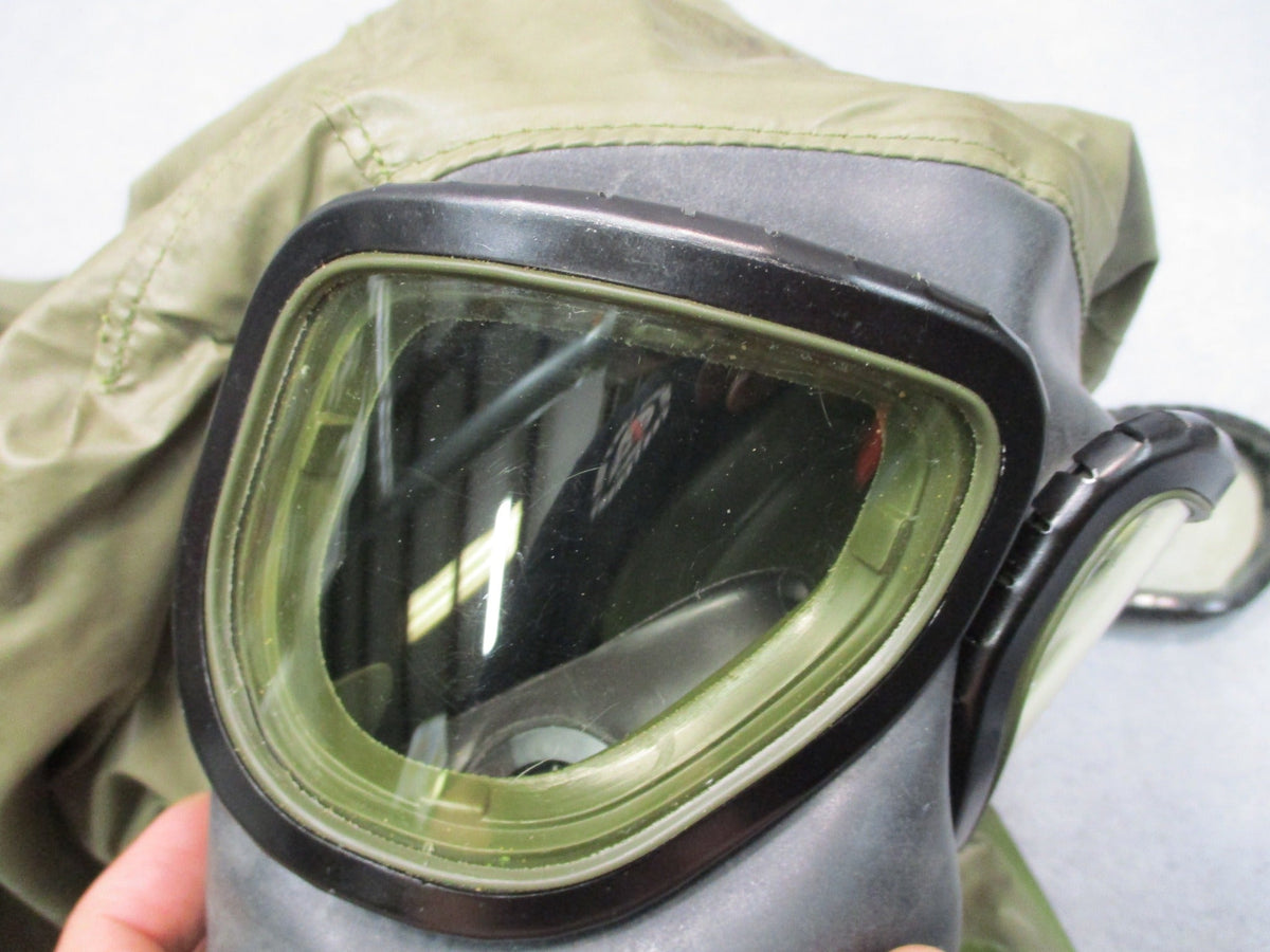 USGI M40 Gas Mask Medium 1993 Military CBRN Respirator Kit Hood Bag Lenses