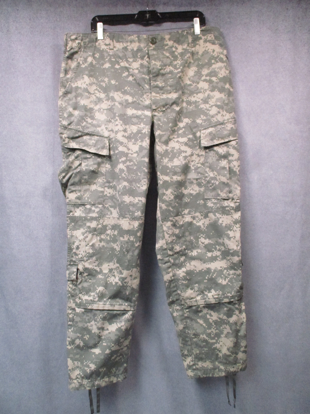 US Army ACU UCP Trousers Large Regular 35-39 NSN 8415-01-519-8435 Used