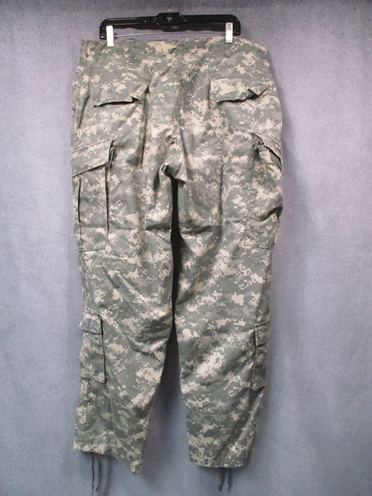 US Army ACU UCP Trousers Large Regular 35-39 NSN 8415-01-519-8435 Used