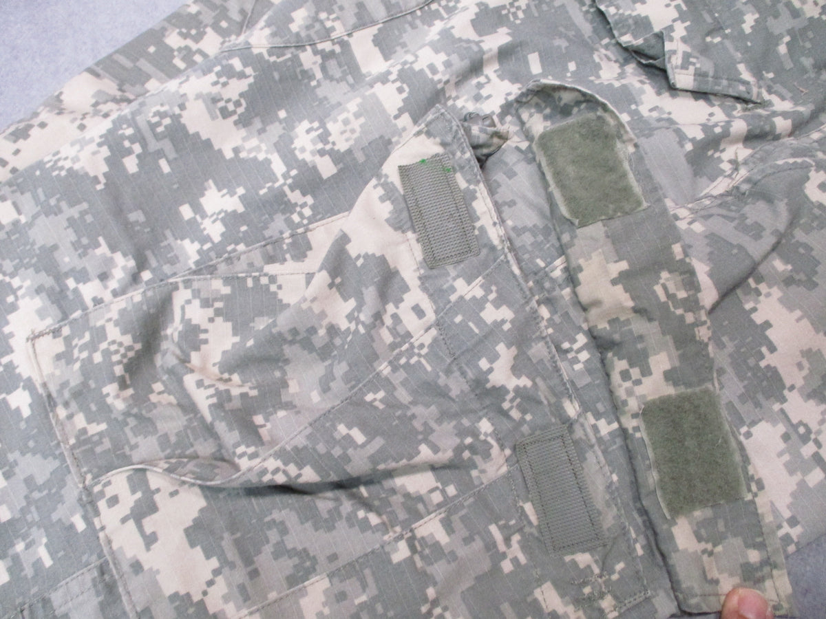 US Army ACU UCP Trousers Large Regular 35-39 NSN 8415-01-519-8435 Used