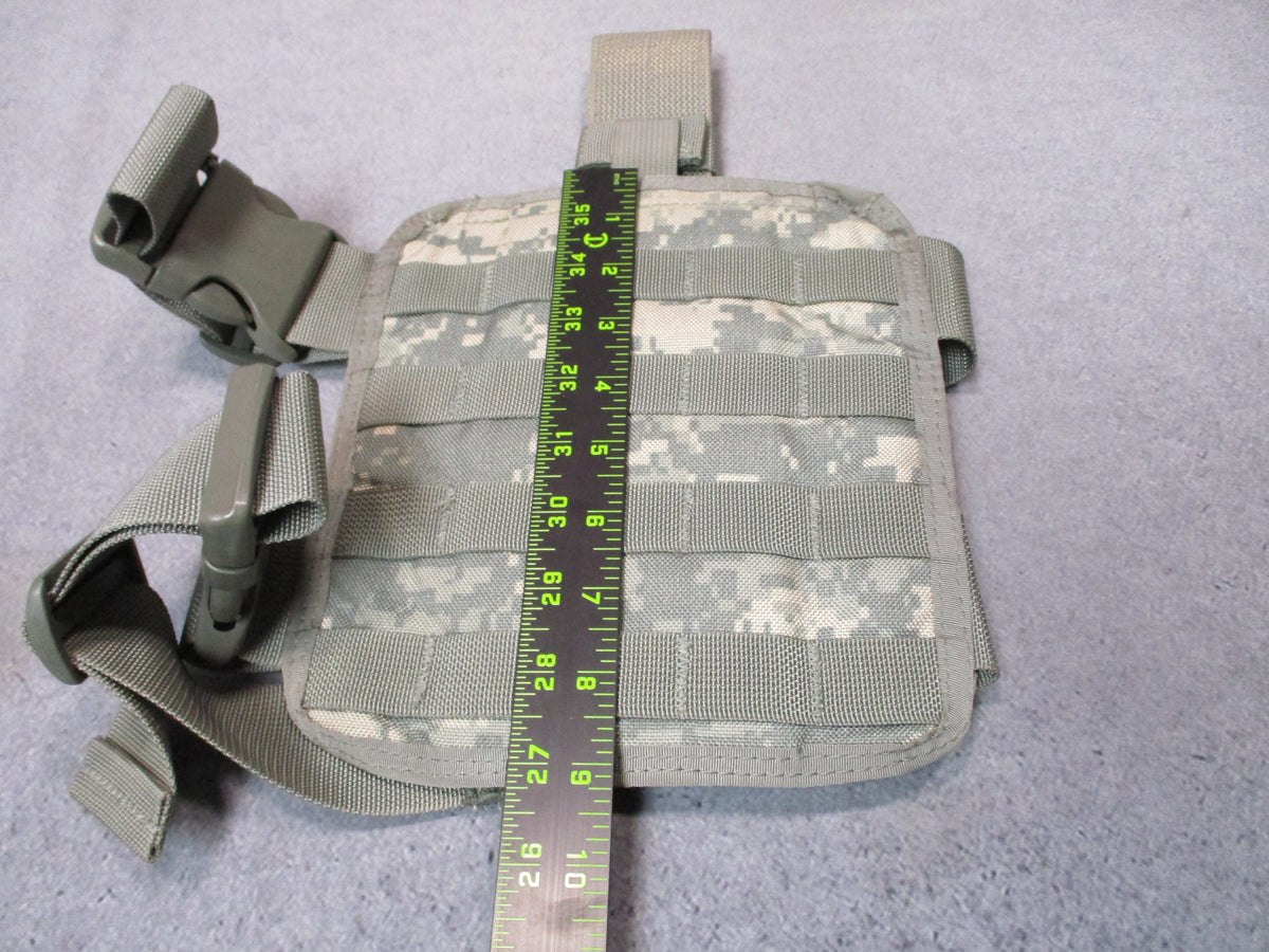 S.O.TECH ACU UCP MOLLE tactical leg platform with adjustable straps and MOLLE webbing for military and tactical gear.