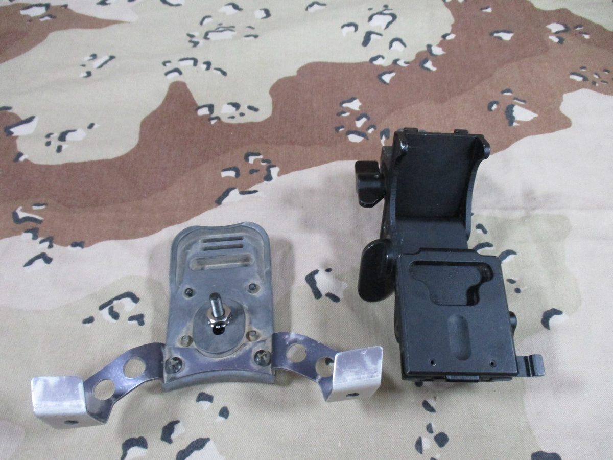 Norotos RHNO II Helmet Mount with Plate 1955010-2 USGI PVS-7 PVS-14 Used