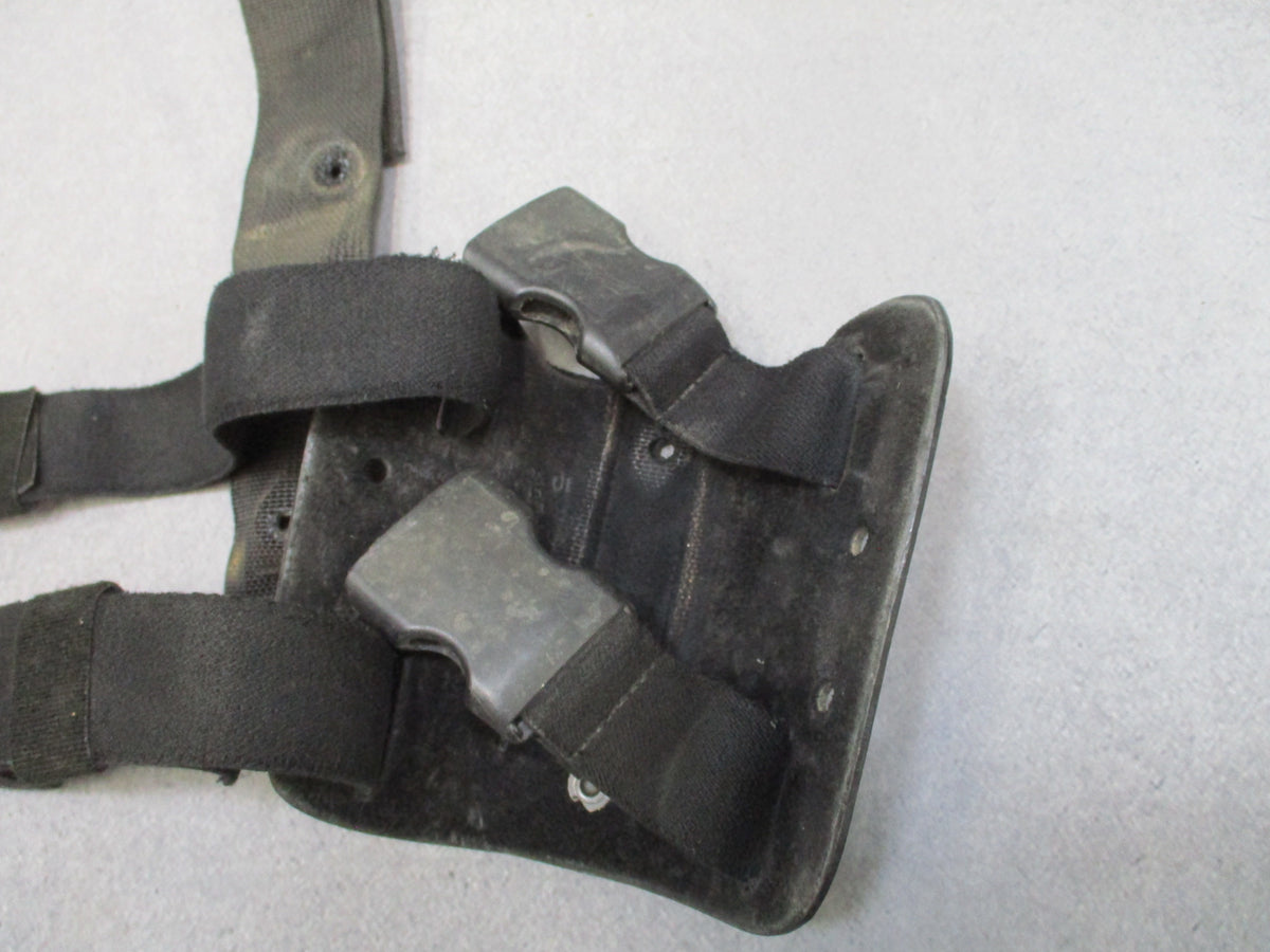 Safariland Black Drop Leg Shroud Double Thigh Strap Platform with 3 Screws