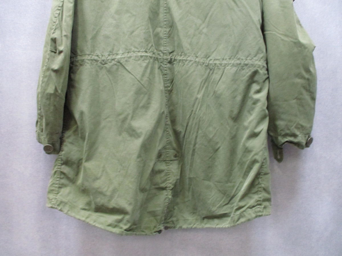 USGI M-65 OD Green Fishtail Parka Large Regular NSN 8415-00-782-3219