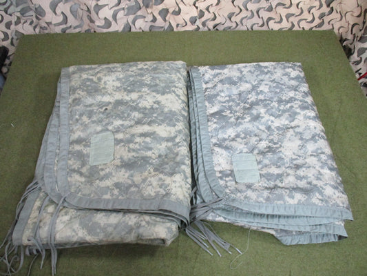 USGI UCP ACU Digital Poncho Liner Woobie Pair Used Fair Field Training